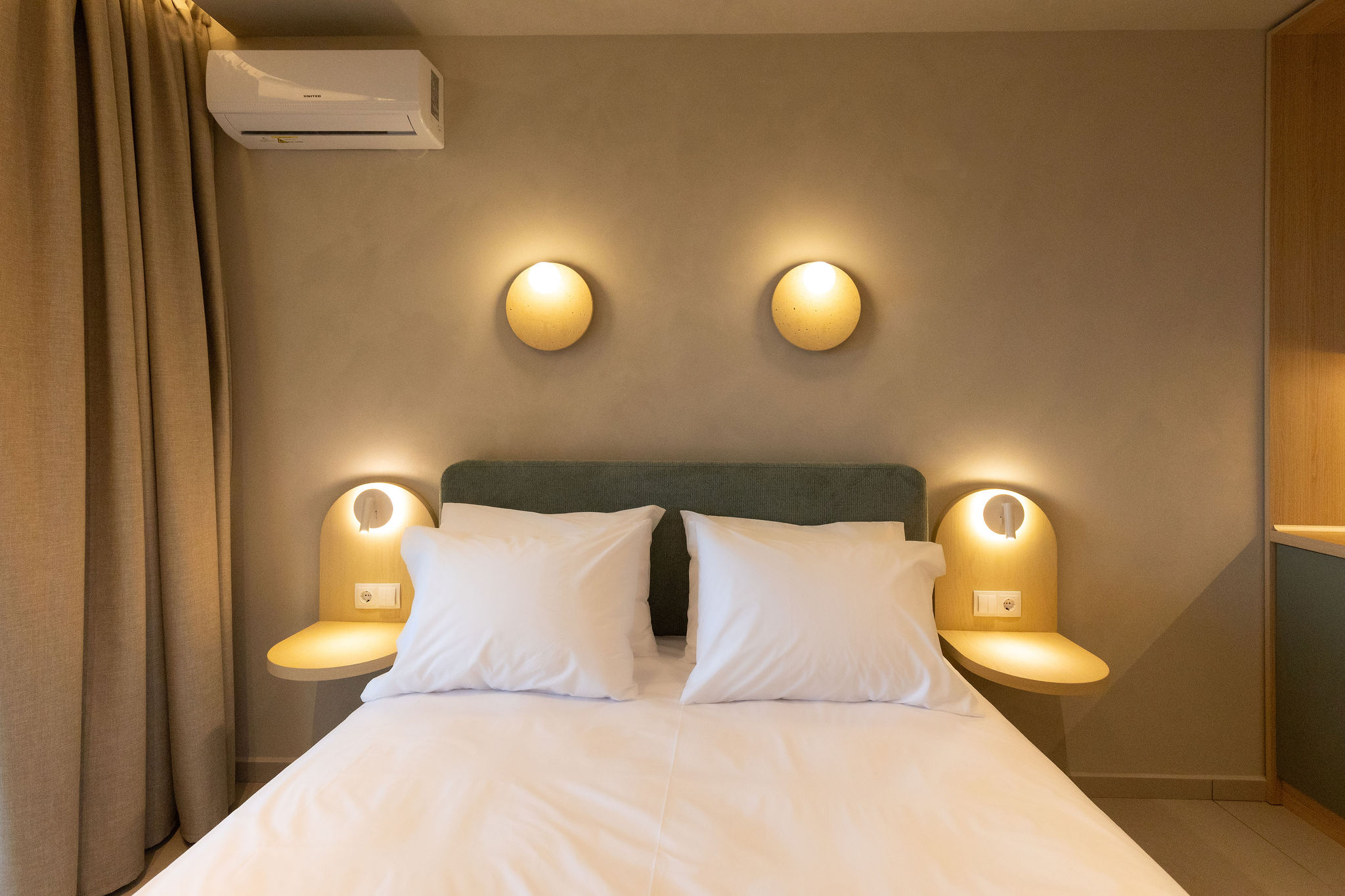 Room 13 — 3