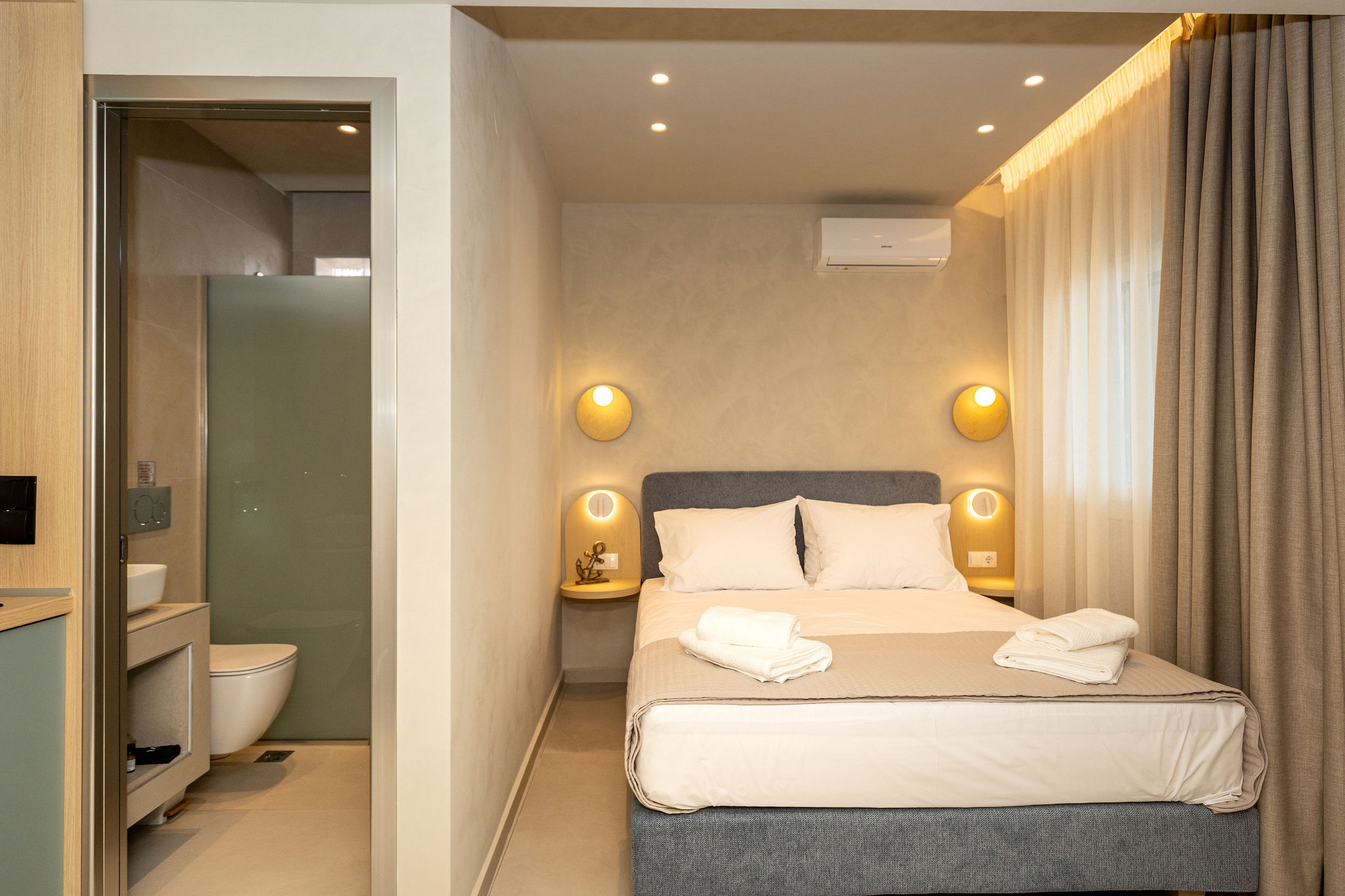 Room 12 — 3