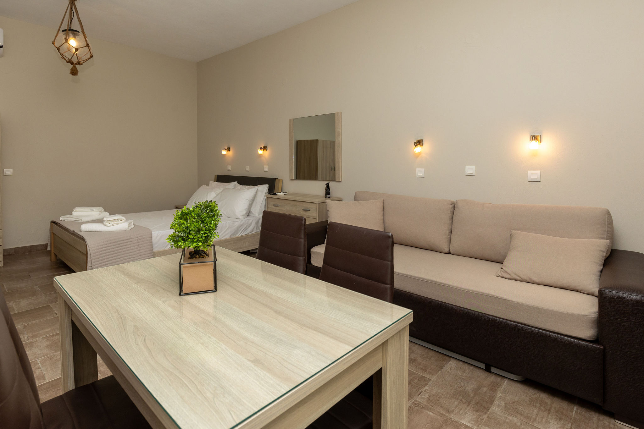 Room 14 — 7